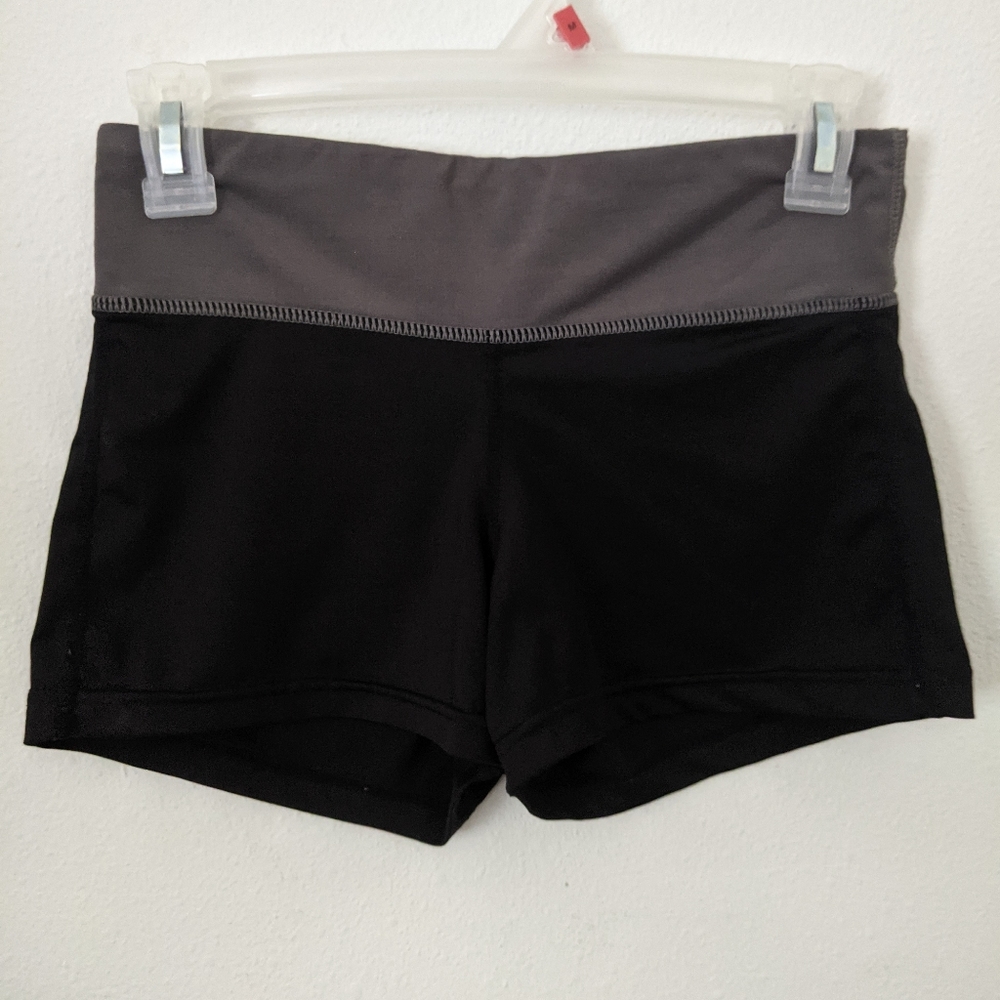 Athletic shorts
